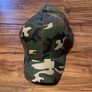 Women’s Camouflage Ball Cap Hat